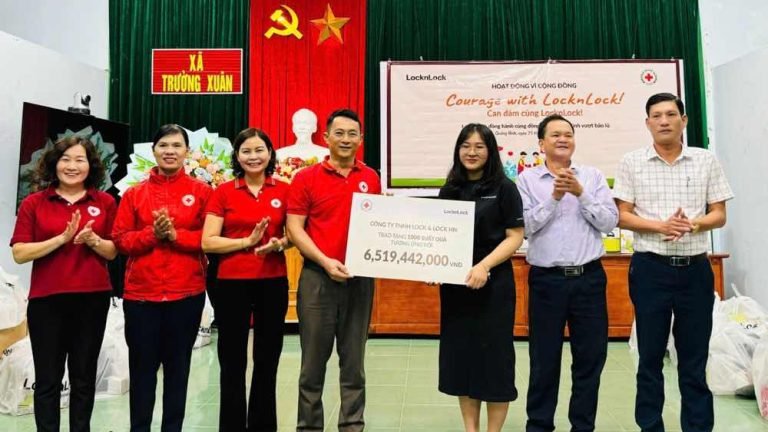 COURAGE WITH LOCKNLOCK – LOCKNLOCK MANG YÊU THƯƠNG TỚI  VÙNG RỐN LŨ QUẢNG BÌNH